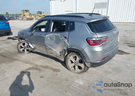 2018 Jeep Compass Latitude 4X4 из США, поврежденный, VIN 3C4NJDBB9JT155269